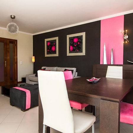 Family Apartment - Pool And Garden & Playground & Beach & Albufeira Extérieur photo