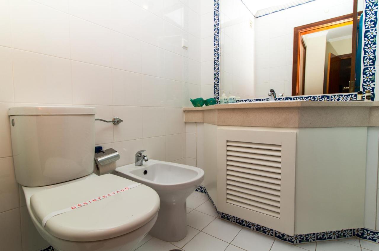 Family Apartment - Pool And Garden & Playground & Beach & Albufeira Extérieur photo