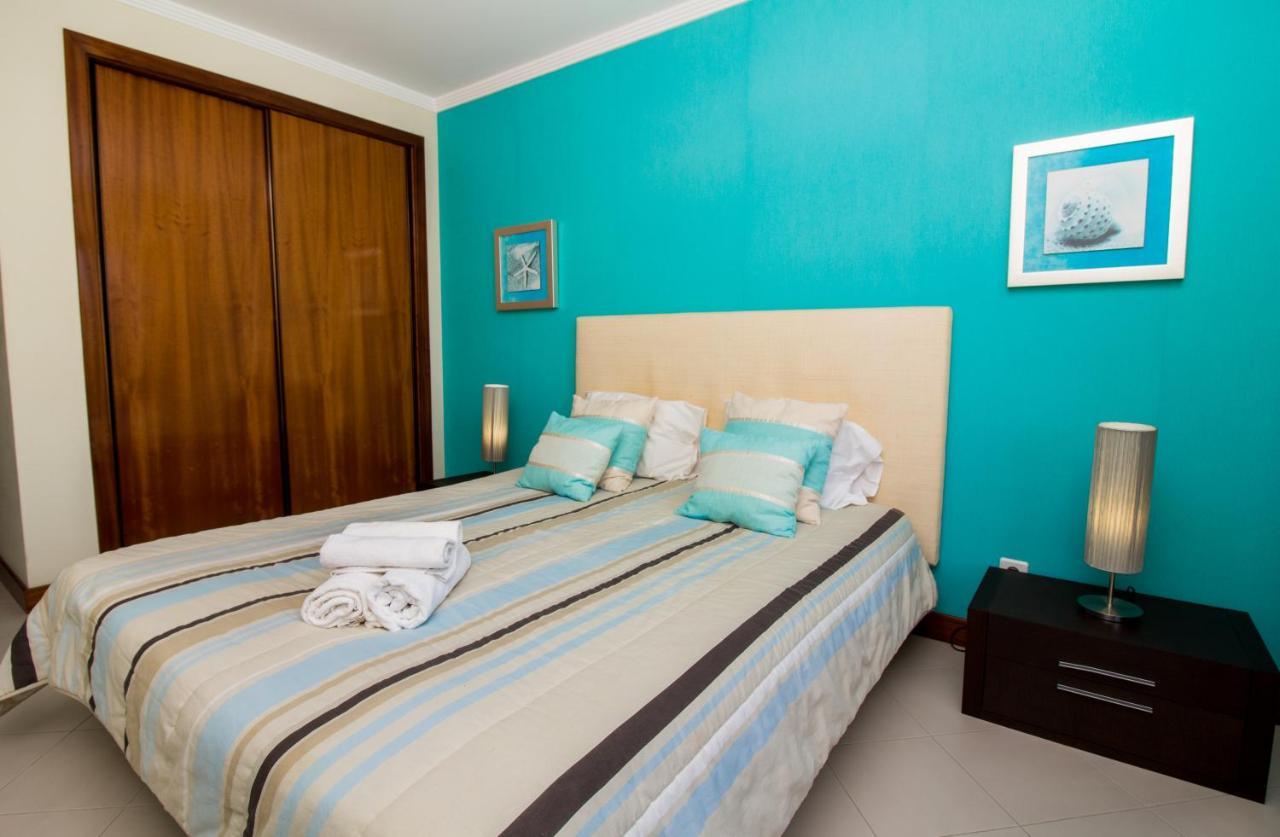 Family Apartment - Pool And Garden & Playground & Beach & Albufeira Extérieur photo