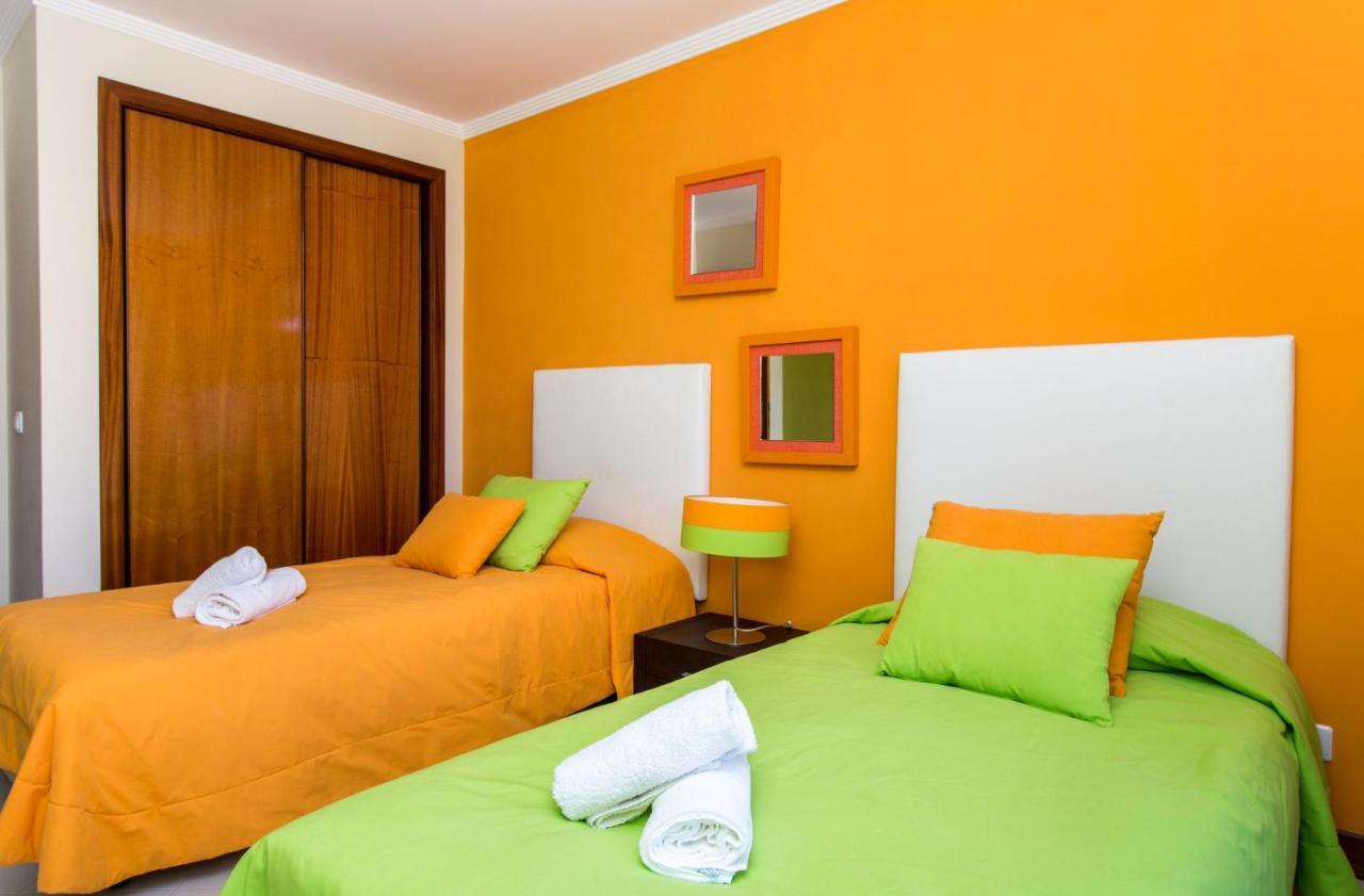 Family Apartment - Pool And Garden & Playground & Beach & Albufeira Extérieur photo