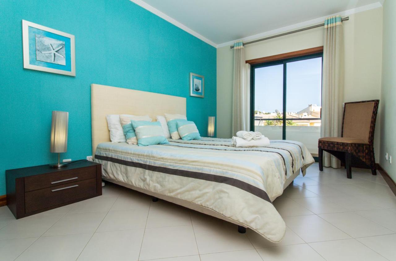 Family Apartment - Pool And Garden & Playground & Beach & Albufeira Extérieur photo